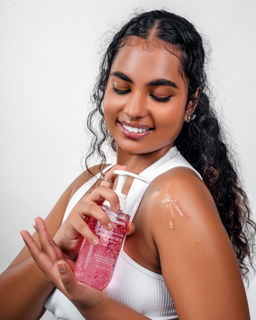 Koko Body Gel Oil in use